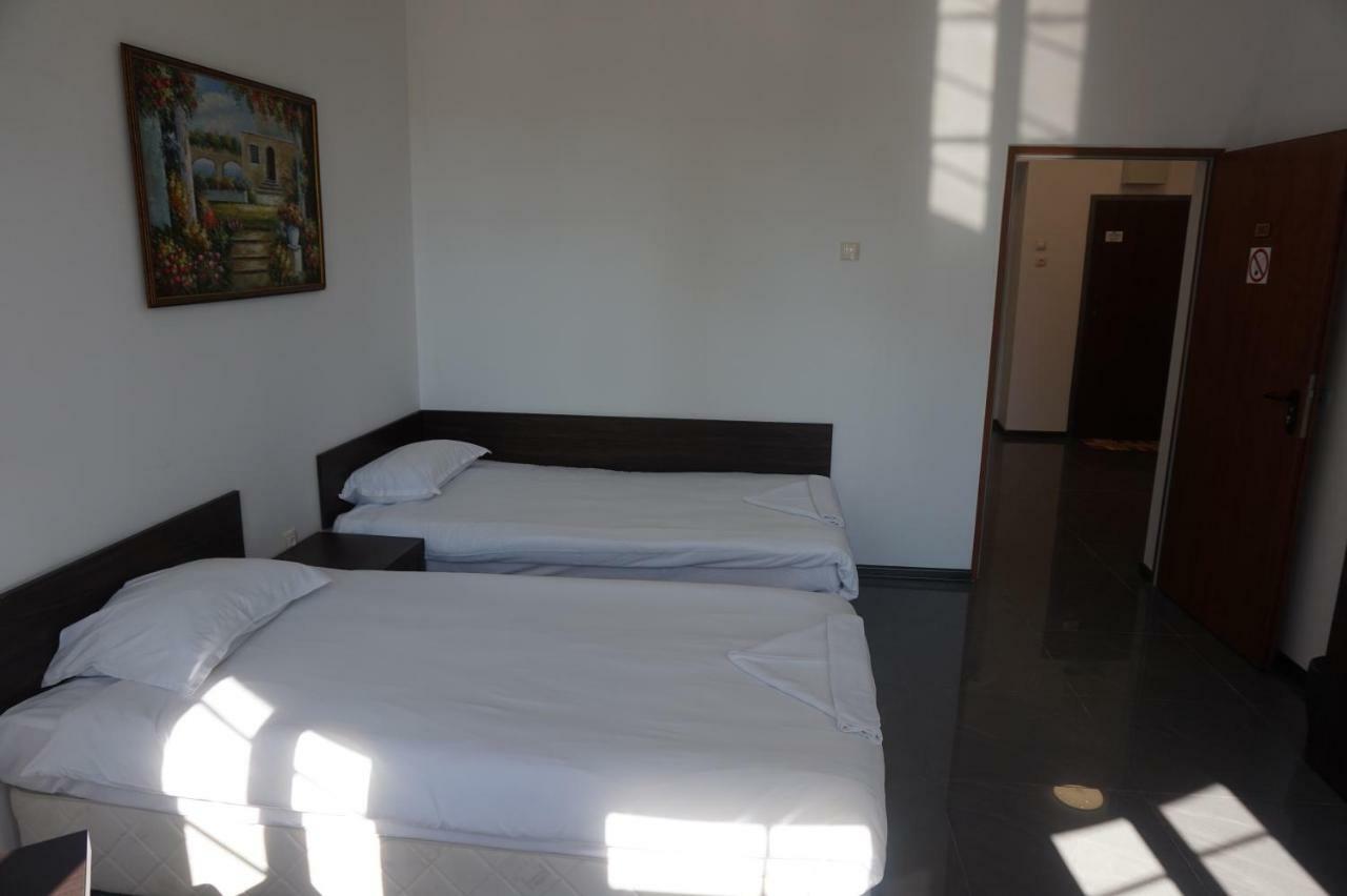 Seaside Guest Rooms Бургас Экстерьер фото