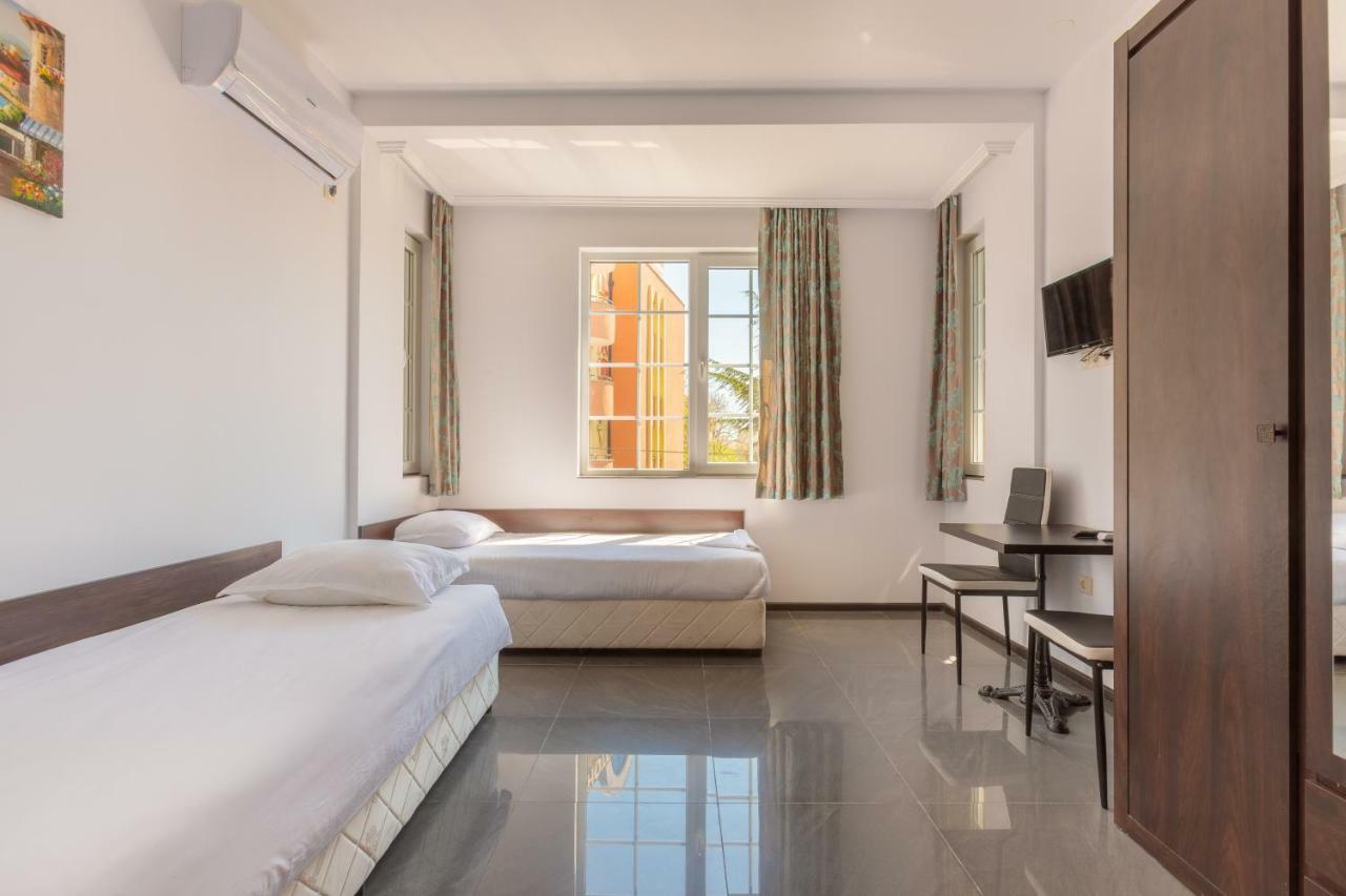 Seaside Guest Rooms Бургас Экстерьер фото